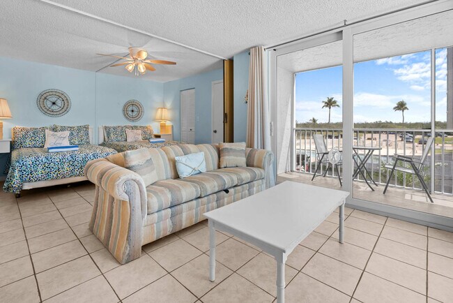 Foto del edificio - 5700 Bonita Beach Rd SW