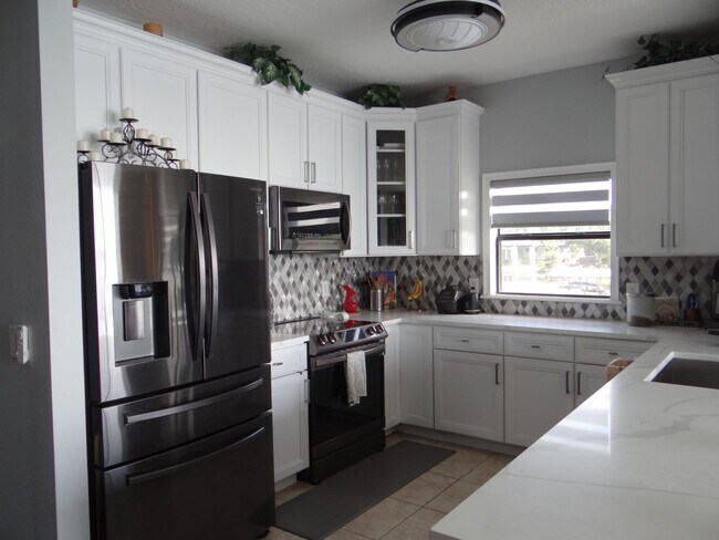 Foto del edificio - Furnished Room for Rent