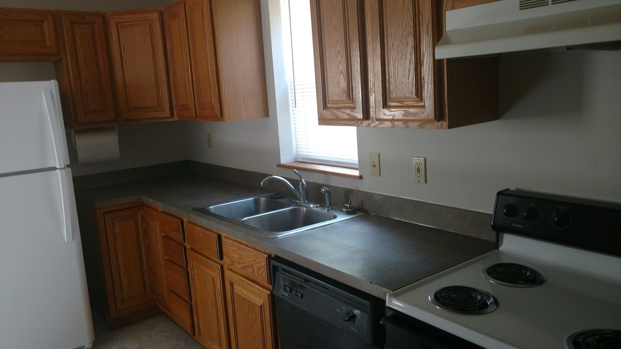 Primary Photo - 107B Chestnut St