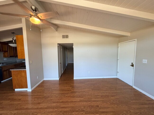 Building Photo - Nice Walnut Creek  3 bedroom 2 Bathroom in Quiet Ct