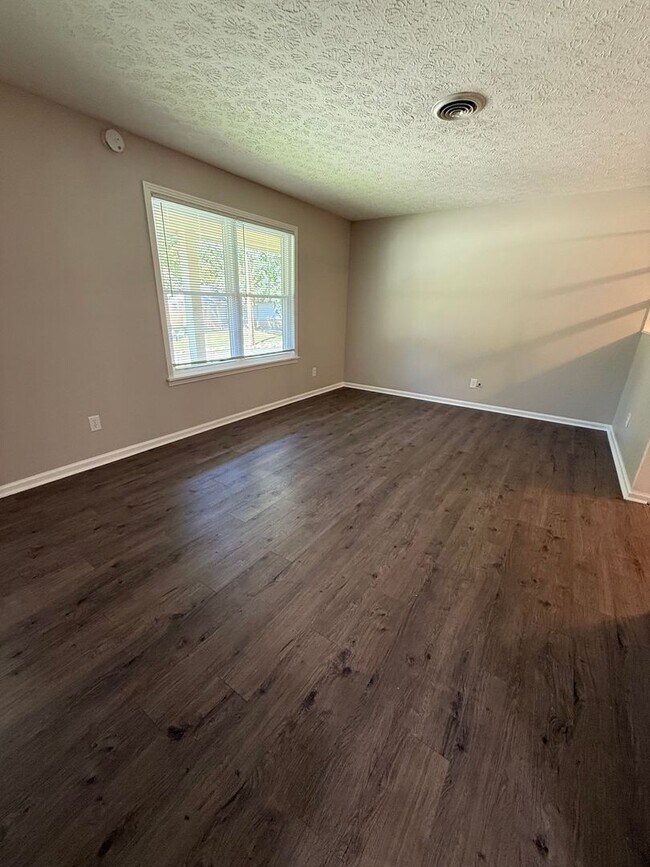 Foto del edificio - Cozy 2 Bed 1 Bath Duplex