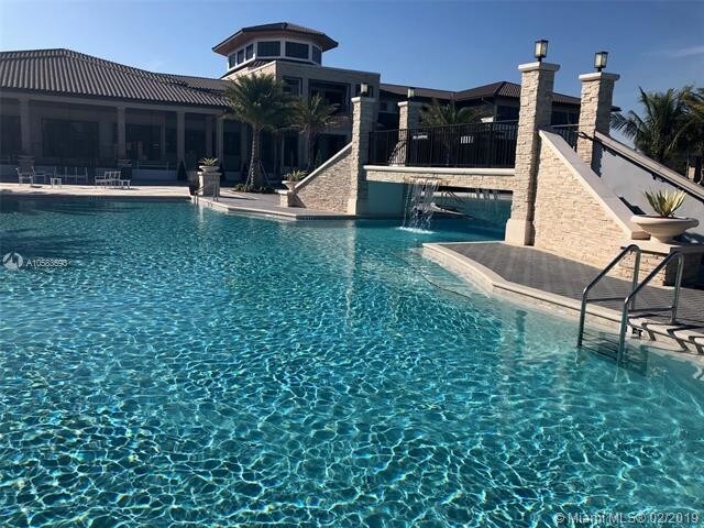 Foto del edificio - 9942 NW 87th Terrace