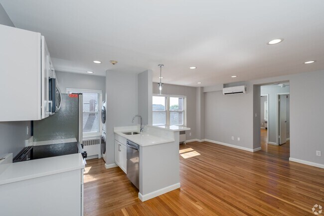 Interior Photo - Aster Place