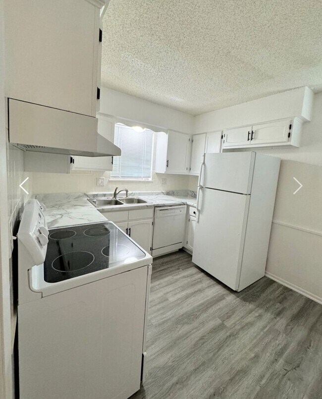 Foto del edificio - Cozy 2 bedroom, 1 bath in Independence!