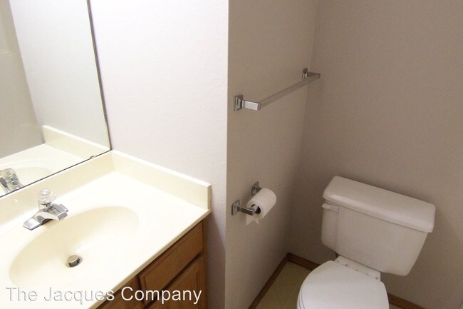 Foto del edificio - 126-128 W Terrace Ct