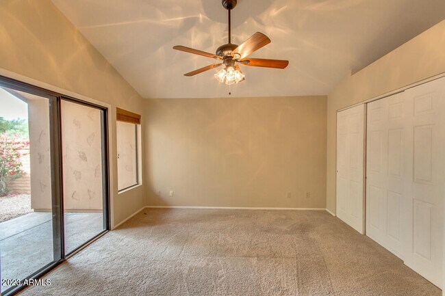 Foto del edificio - 9526 E Wood Dr