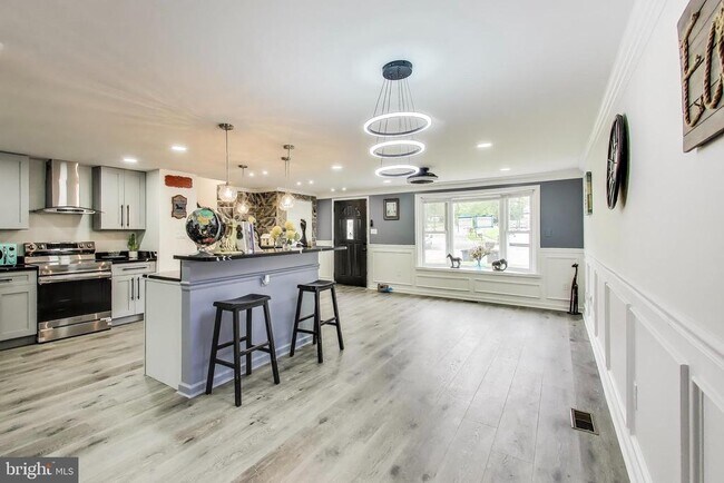 Foto del edificio - 3610 Wayneswood Rd