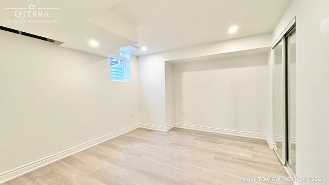 Building Photo - 1641 Sherbrook Dr