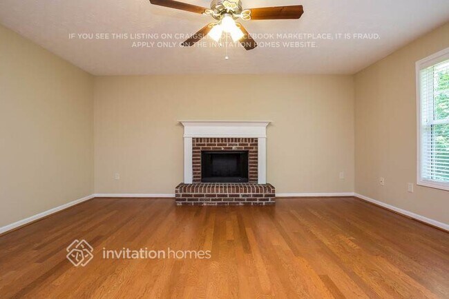 Foto del edificio - 1311 Webb Farm Ln