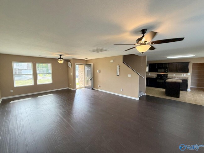Building Photo - 182 Forestbrook Dr