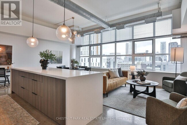 Building Photo - 155 Dalhousie St