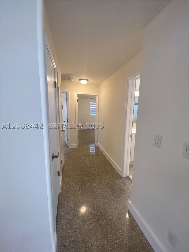 Foto del edificio - 6140 SW 37 Ct