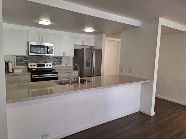 Building Photo - 98-360-360 Koauka Loop