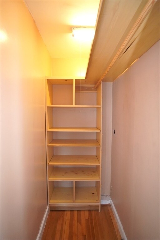 Building Photo - 1492 Beacon St