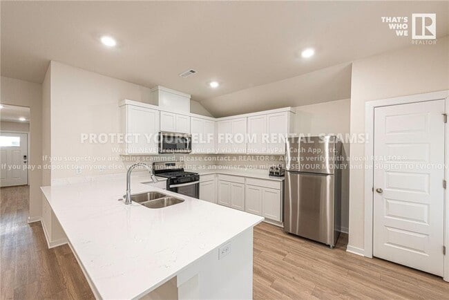 Foto del edificio - 3801 Pinecrest St