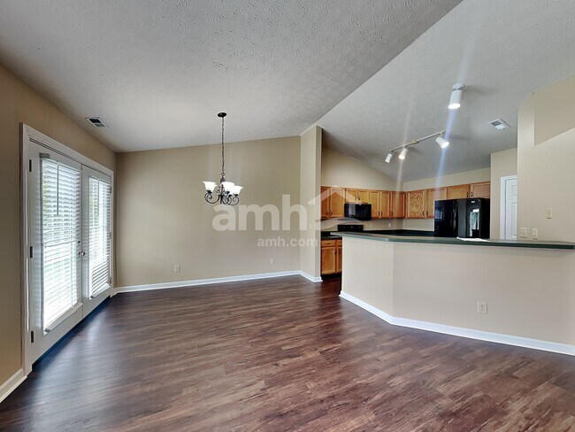 Foto del edificio - 7705 Corsican Cir