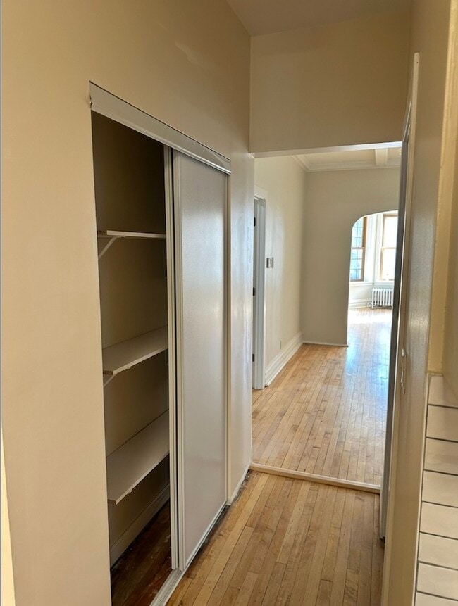 Despensa - 1628 N Central Park Ave