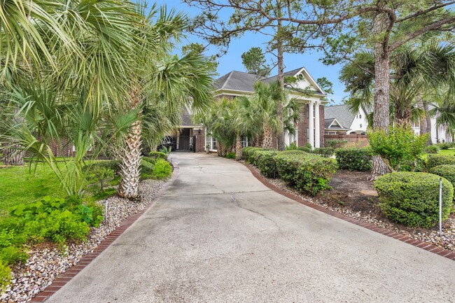 Building Photo - 6 S Brokenfern Dr