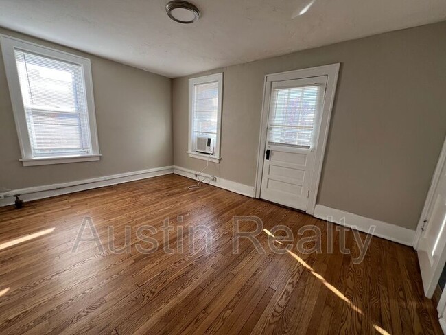 Building Photo - 2175 Big Bend Blvd