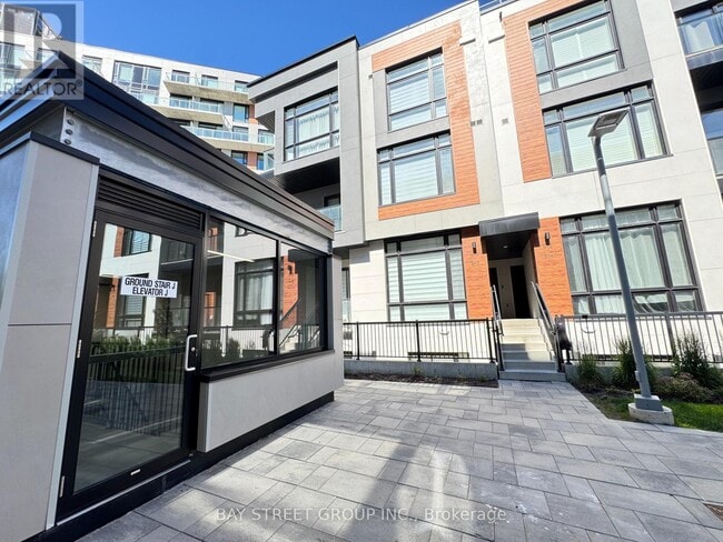 Building Photo - 2 Steckley House Ln