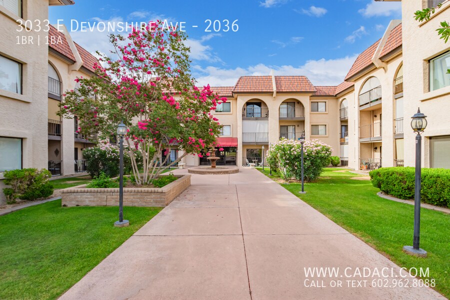 Foto principal - 3033 E Devonshire Ave