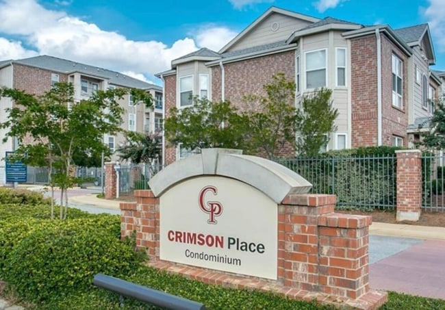 Building Photo - 600 13th St E