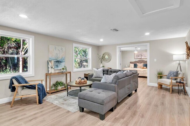 Foto del edificio - 11416 Pine Forest Dr