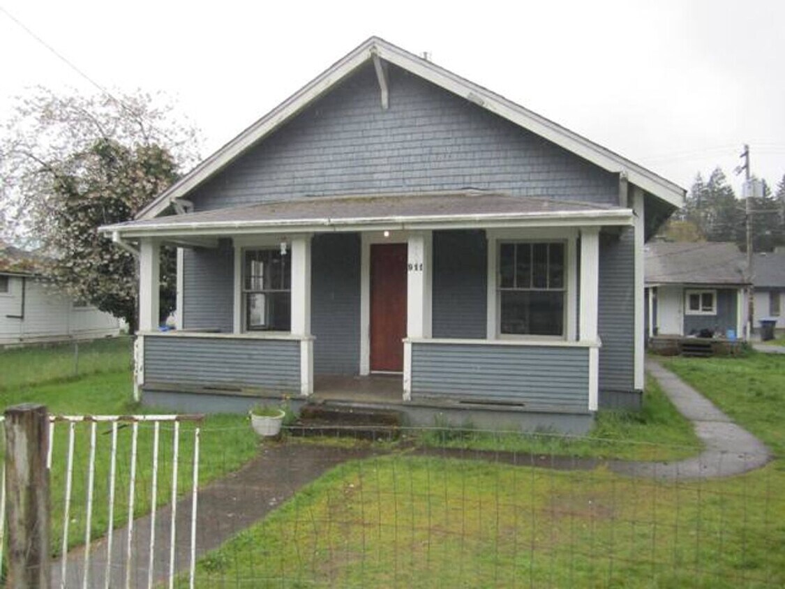 911 W Franklin St, Shelton, WA 98584 House Rental in Shelton, WA