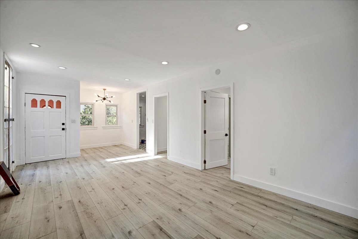 Newly renovated - 5347 Russell Ave