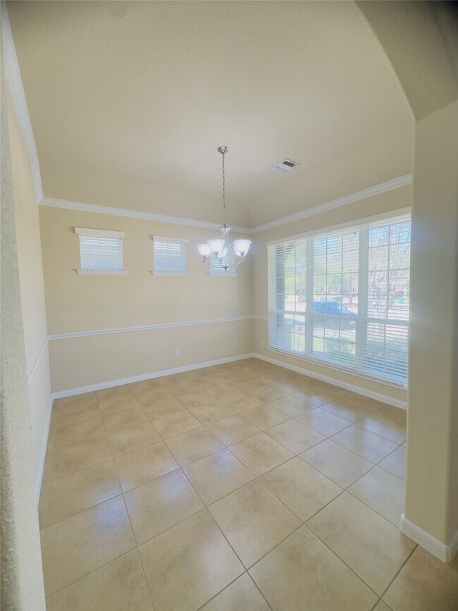 Foto del edificio - 26327 Cedar Pine Dr