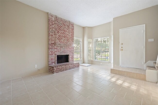 Building Photo - 3479 Rockrill Dr
