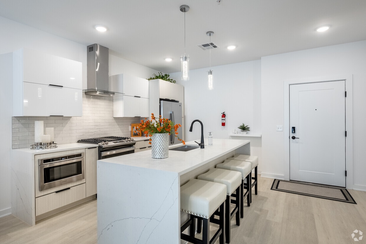 The Franklin at Franklin Lakes 8 Tice Rd Franklin Lakes, NJ