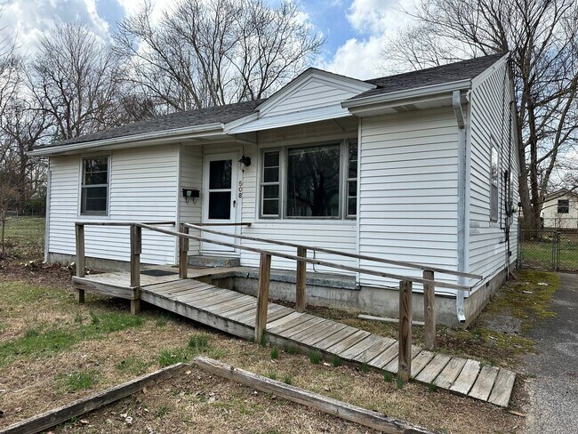 Foto del edificio - 2 Bed 1 Bath House in Murray