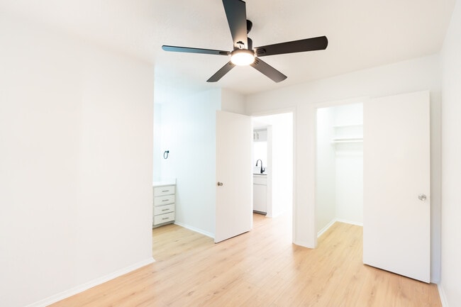 Building Photo - Plaza Sonora