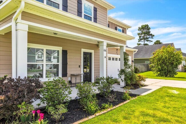 Building Photo - Beautiful 4 Bed/3.5 Bath Home in Kenmare!