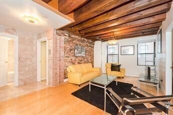 Foto del edificio - 120 Commercial Street