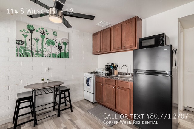 Photo - 114 S Wilson St Apartment