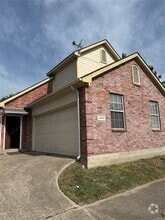 Building Photo - 3822 Brandon Park Dr
