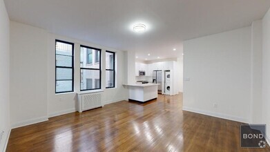 Building Photo - 200 W 58th St