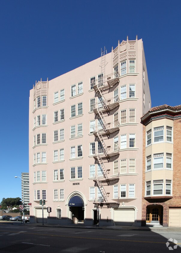 Foto del edificio - 990 Bay