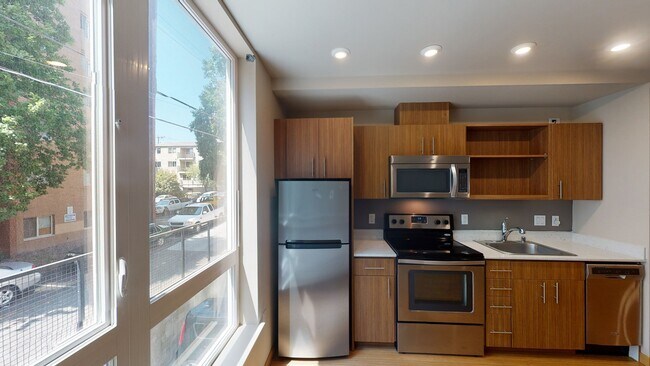 Interior Photo - Lightbox