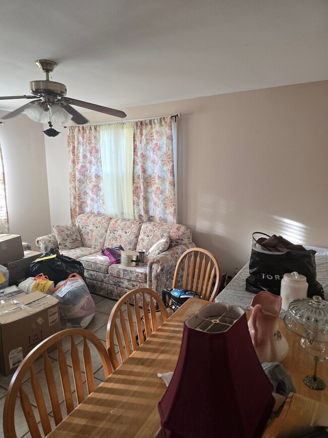 Foto del edificio - 8445 Jefferson Hwy