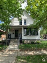 Building Photo - 701 W Marion St