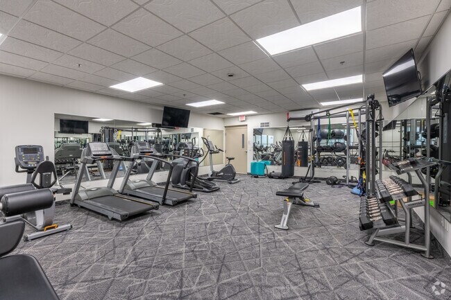 Gimnasio - Edgerton Manor