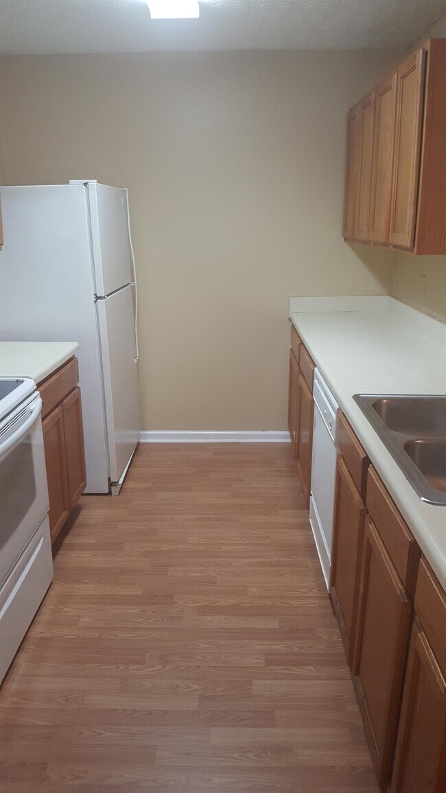 Building Photo - 3751 Waldrop Ln