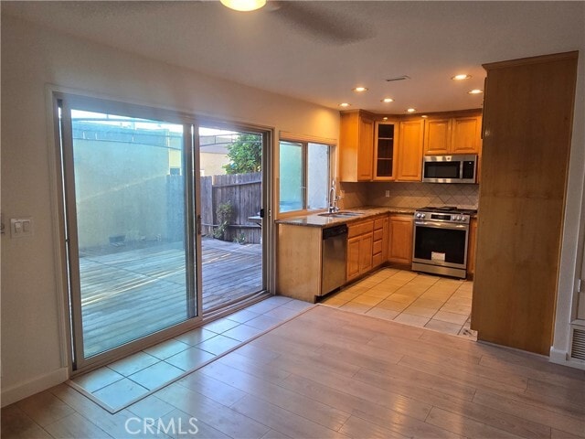 Foto del edificio - 5241 Salisbury Cir