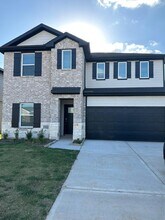Building Photo - 8027 Marchese Dr