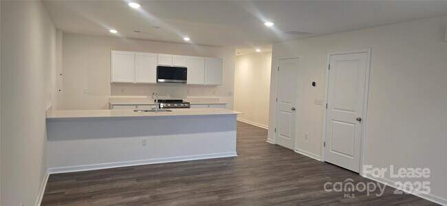 Foto del edificio - 1931 Tranquility Cir