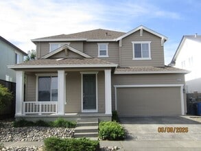 Building Photo - 8457 Old Oak Rd