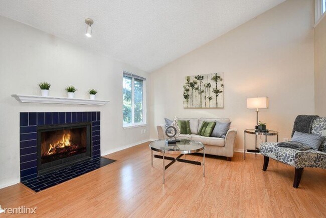 Foto del edificio - 12645 NE 130th Way